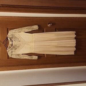 Bohme Ivory Lace Midi Pleated XS Dress